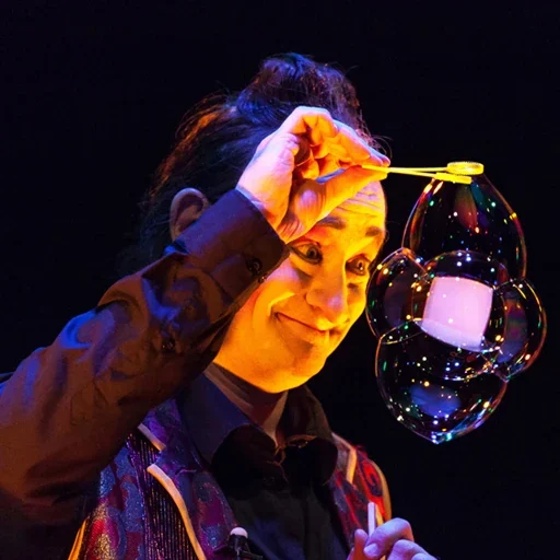 Stephan Masur Seifenblasenshow als Le Comte